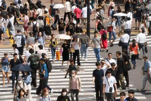 电讯报：富勒姆发视频讽B费“跳水”，曼联不开心滕哈赫回怼