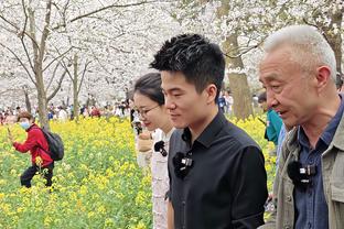 徐静雨：比起欧文和小卡 雷-阿伦总决赛那个三分地位最高